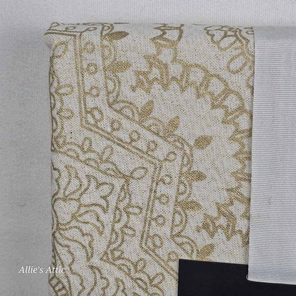 Rachel Zoe Tablecloth 60x84 New Gold White Beige Boho Floral Minimilist Cotton‎